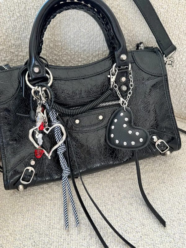 Collares y Adornos para bolsos - Image 6