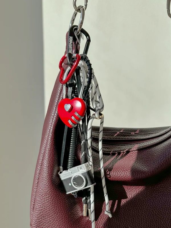 Collares y Adornos para bolsos - Image 2